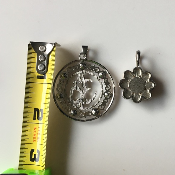 Set of Chakras Pendants Om Spiritual Yoga Jewelry - Picture 3 of 3